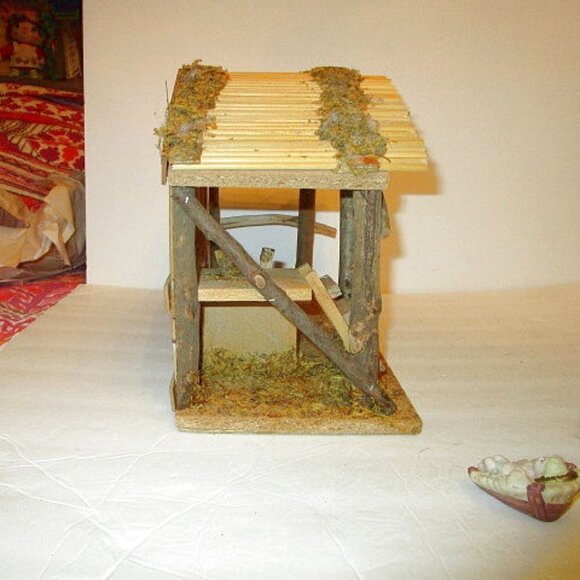 16” Wood CRECHE Stable NATIVITY SET With 9 PORCELAIN Figures JESUS Animals VTG - Picture 8 of 12